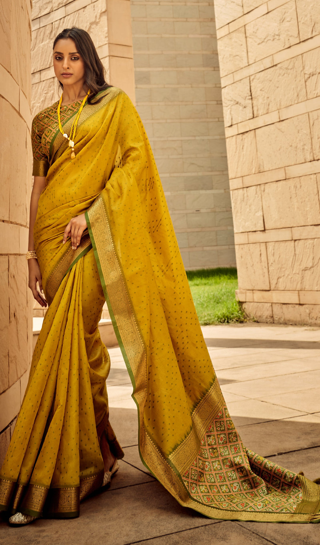 Mustard Yellow Handloom Weaving Silk saree