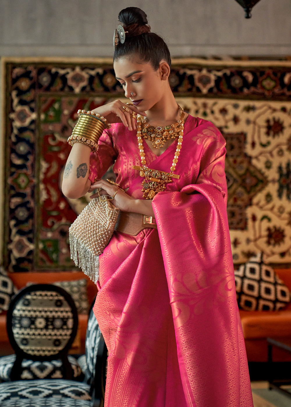 Rani Pink Copper Zari Handloom Weaving Silk Saree