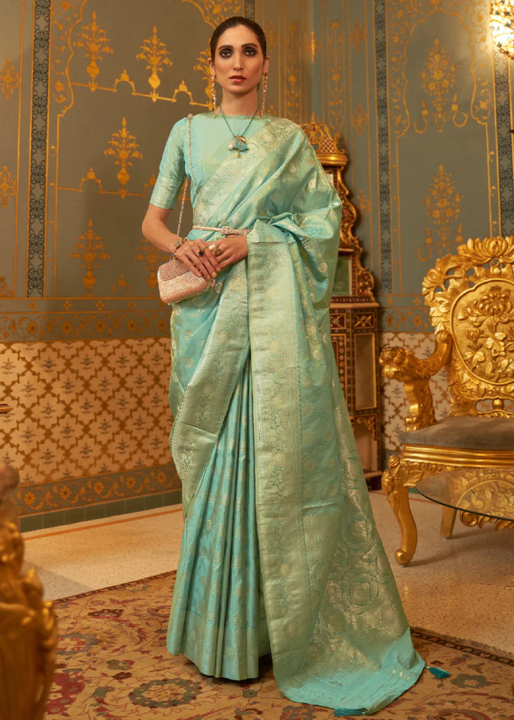 Rich Green Woven Banarasi Silk Saree With Blouse