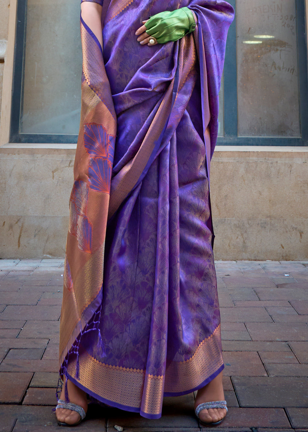 Purple Dual Tone Handloom Woven Organza Silk Saree