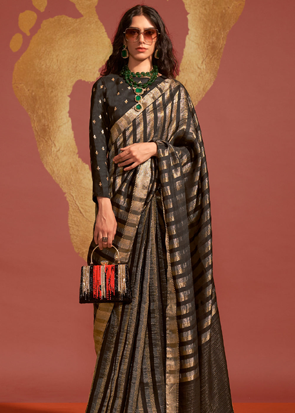 Black Pure Viscose Handloom Weaving Silk Saree