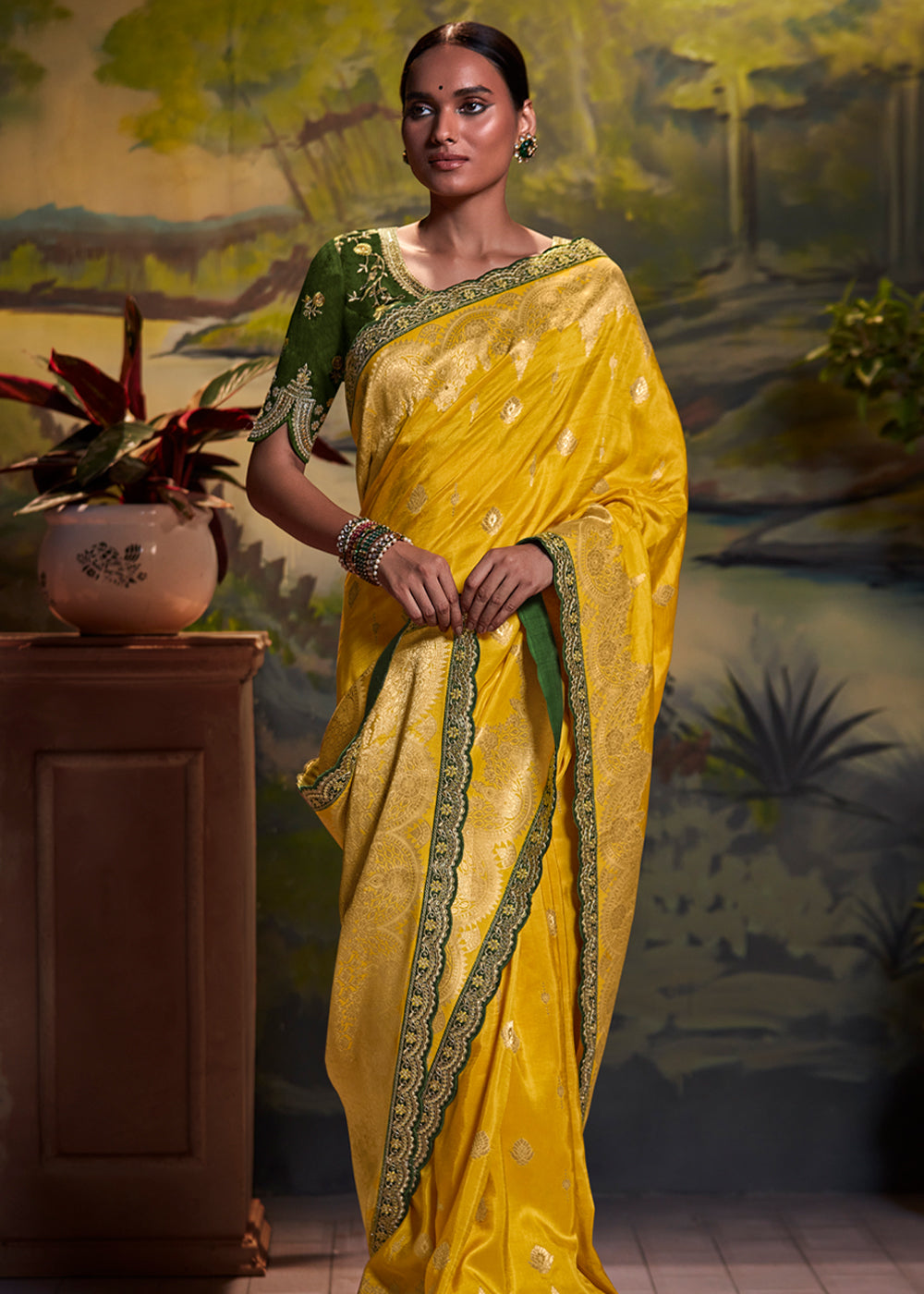 SGF11 Women's Kanjivaram Soft Lichi Silk Saree With Blouse Piece (Yellow- Green) : Amazon.in: Fashion