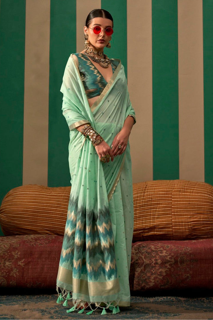 Emerald Green Handloom Weaving Silk Saree With Brocade Blouse