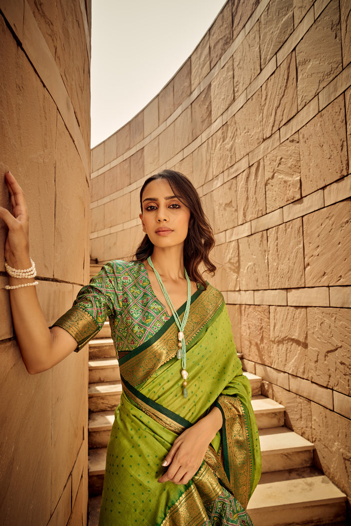 Olive tone Green andloom Weaving Silk saree