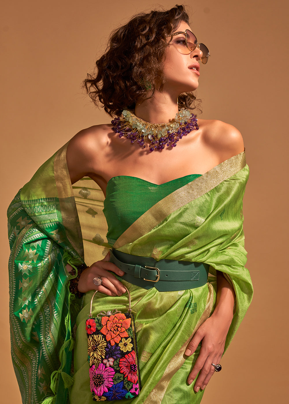 Parrot Green Handloom Weaving Saree