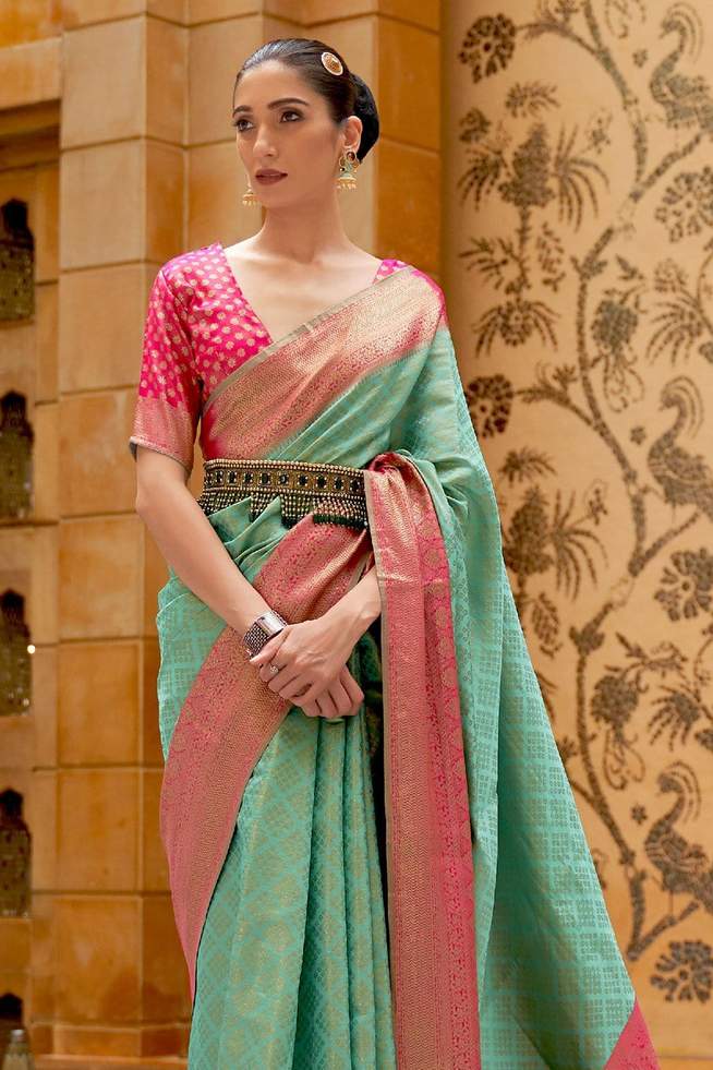 Bay Leaf Green And Pink Woven Banarasi Silk Saree