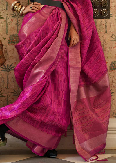 Buy Janasya Rashmika X Saji Saheli - Women's Maroon Banarasi Silk Woven Dual  Tone Floral Design Saree Online at Best Prices in India - JioMart.