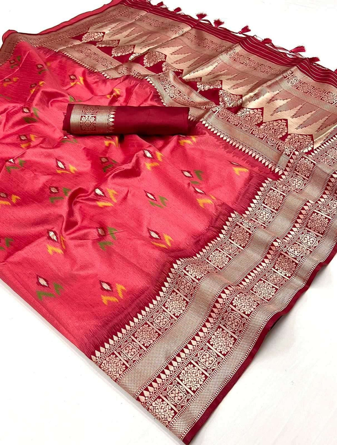 Sweet Pink Woven Banarasi Soft Silk Saree