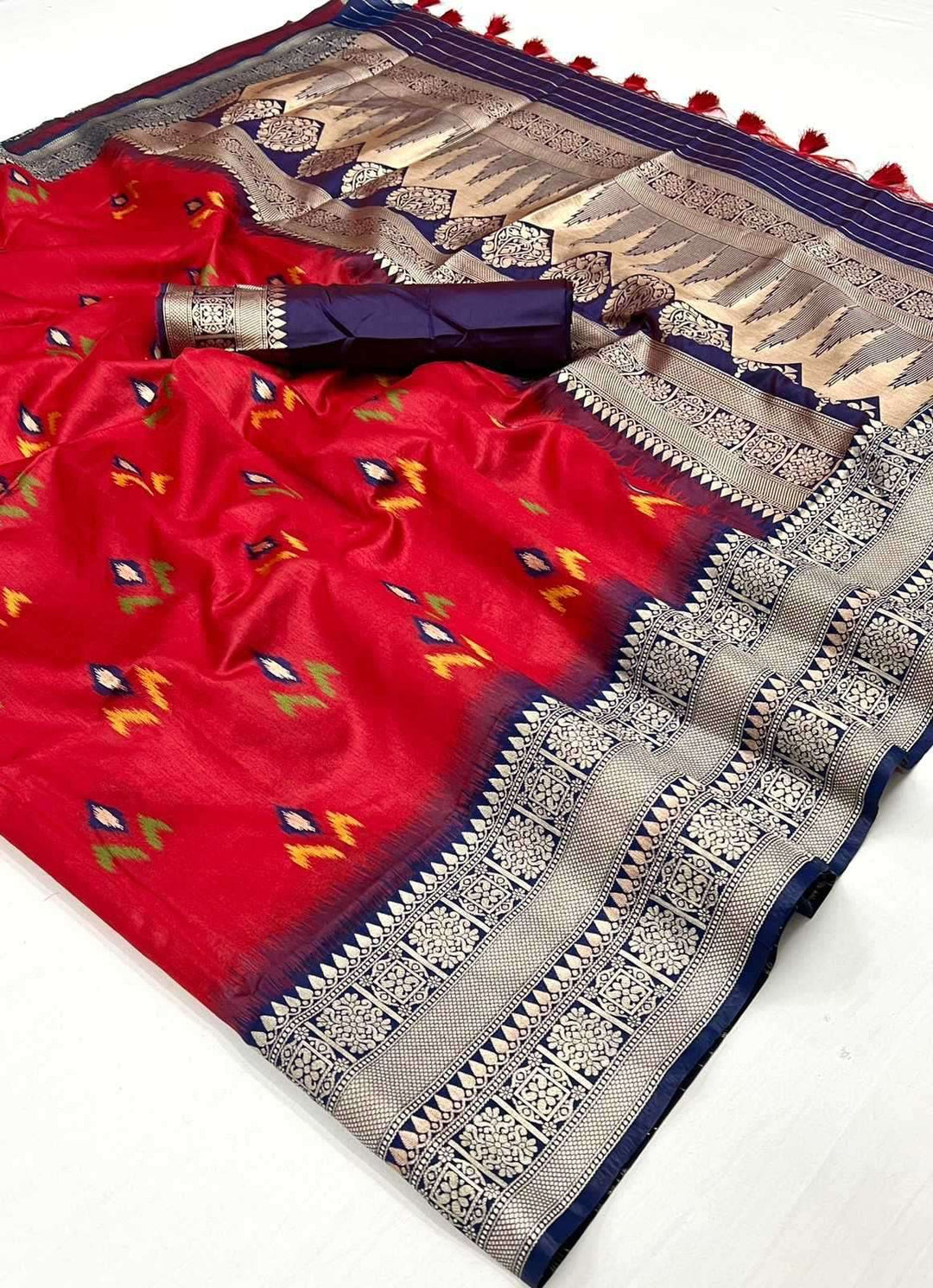 Red Woven Banarasi Soft Silk Saree